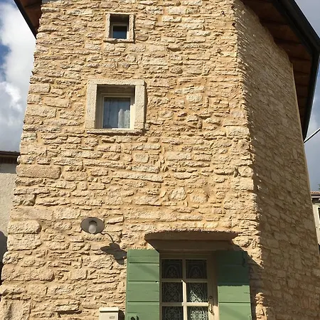 Porta Della Torre Frühstückspension *